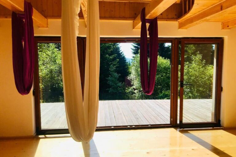 Between The Earth and The Sky – Mountain Adventure with Aerial Yoga in the Polish Mountains